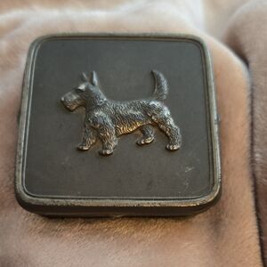 Vintage Elegant Metal Box With Scottish Terrier On Lid. Contains 4 Ashtrays.